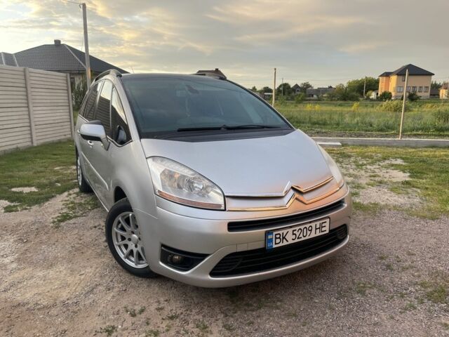 Сірий Сітроен С4, об'ємом двигуна 2 л та пробігом 322 тис. км за 4800 $, фото 1 на Automoto.ua
