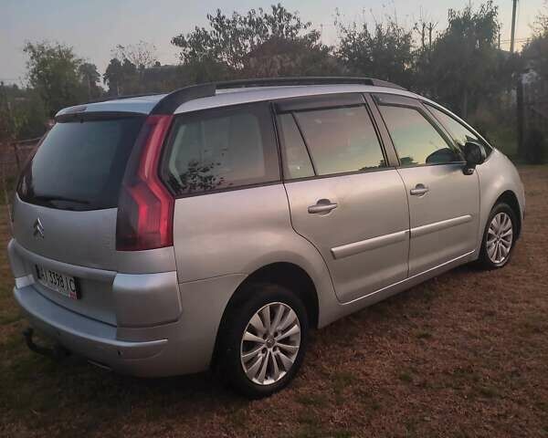 Серый Ситроен С4, объемом двигателя 1.6 л и пробегом 395 тыс. км за 4300 $, фото 1 на Automoto.ua