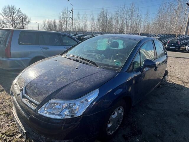 Синий Ситроен С4, объемом двигателя 1.6 л и пробегом 190 тыс. км за 1700 $, фото 1 на Automoto.ua