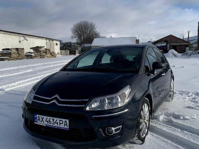 Синий Ситроен С4, объемом двигателя 0 л и пробегом 236 тыс. км за 4000 $, фото 1 на Automoto.ua