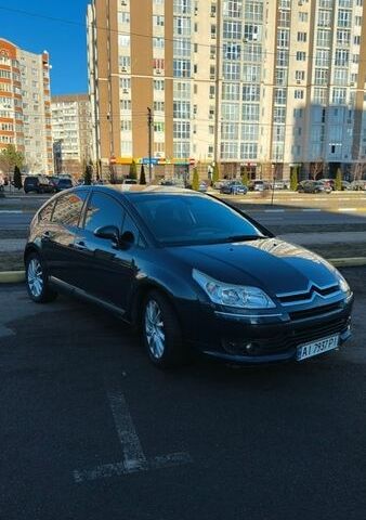 Синий Ситроен С4, объемом двигателя 1.56 л и пробегом 188 тыс. км за 7000 $, фото 1 на Automoto.ua