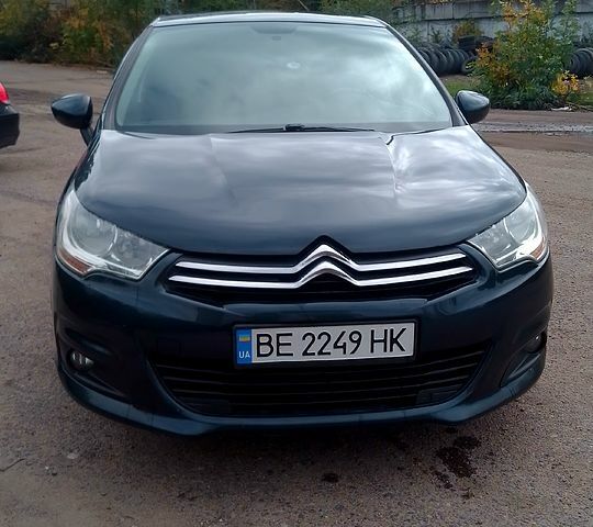 Синий Ситроен С4, объемом двигателя 1.6 л и пробегом 197 тыс. км за 7999 $, фото 1 на Automoto.ua