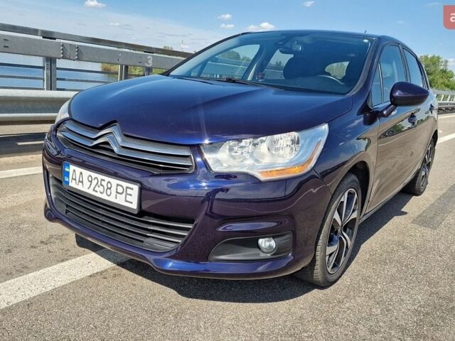 Синий Ситроен С4, объемом двигателя 1.56 л и пробегом 147 тыс. км за 8200 $, фото 1 на Automoto.ua
