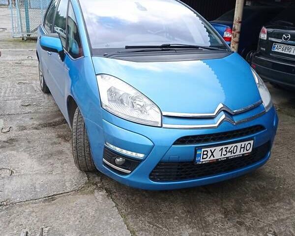 Синий Ситроен С4, объемом двигателя 1.6 л и пробегом 230 тыс. км за 6100 $, фото 1 на Automoto.ua
