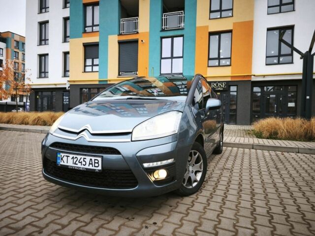 Синий Ситроен С4, объемом двигателя 1.6 л и пробегом 260 тыс. км за 6850 $, фото 1 на Automoto.ua