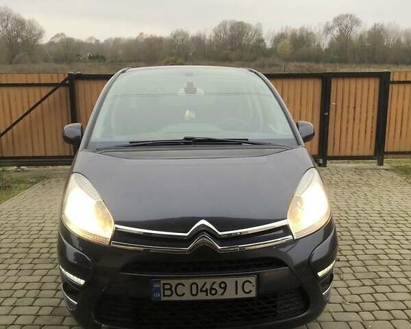 Синий Ситроен С4, объемом двигателя 1.6 л и пробегом 110 тыс. км за 8200 $, фото 1 на Automoto.ua