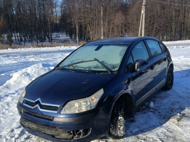 Синий Ситроен С4, объемом двигателя 1 л и пробегом 15 тыс. км за 800 $, фото 1 на Automoto.ua