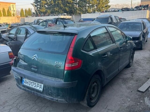 Зелений Сітроен С4, об'ємом двигуна 1.56 л та пробігом 218 тис. км за 1700 $, фото 1 на Automoto.ua