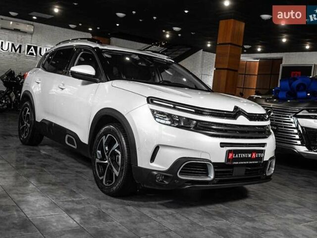 Білий Сітроен C5 Aircross, об'ємом двигуна 2 л та пробігом 107 тис. км за 19999 $, фото 1 на Automoto.ua