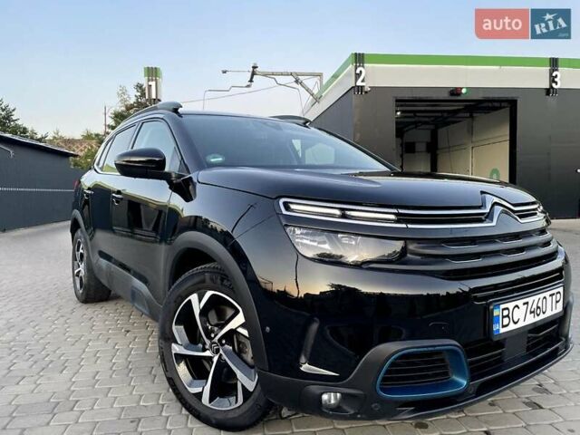 Черный Ситроен C5 Aircross, объемом двигателя 1.6 л и пробегом 73 тыс. км за 28453 $, фото 1 на Automoto.ua