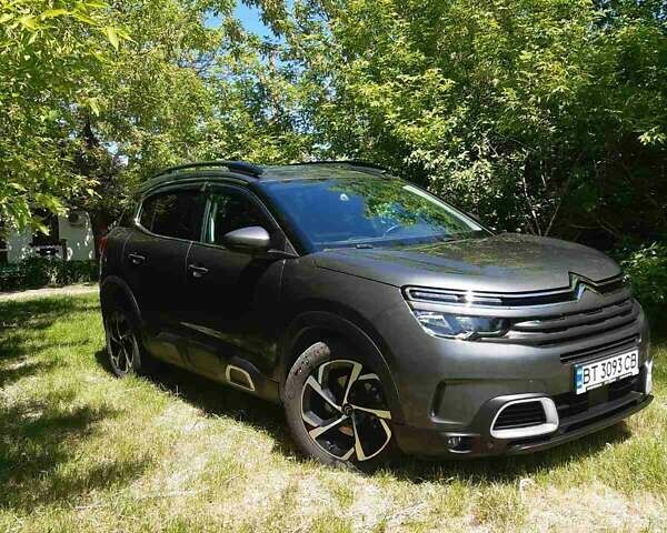 Серый Ситроен C5 Aircross, объемом двигателя 1.5 л и пробегом 48 тыс. км за 23500 $, фото 1 на Automoto.ua