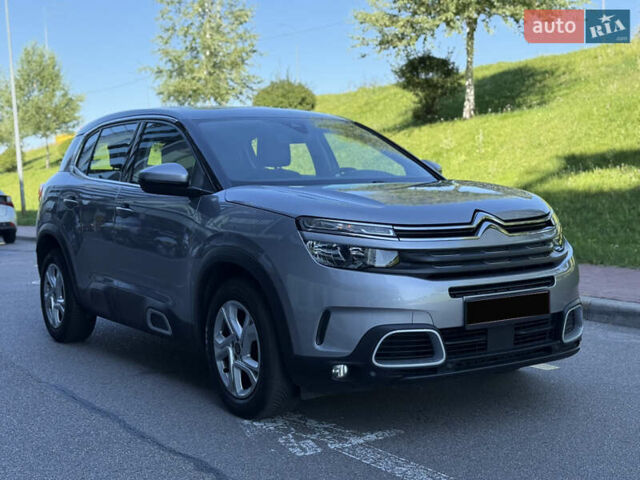 Серый Ситроен C5 Aircross, объемом двигателя 1.5 л и пробегом 146 тыс. км за 19900 $, фото 1 на Automoto.ua