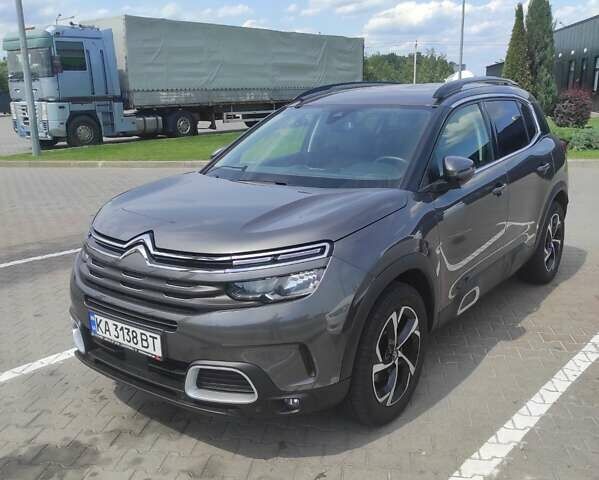 Серый Ситроен C5 Aircross, объемом двигателя 1.5 л и пробегом 52 тыс. км за 22000 $, фото 1 на Automoto.ua