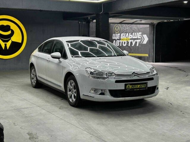 Белый Ситроен С5, объемом двигателя 1.6 л и пробегом 277 тыс. км за 6600 $, фото 1 на Automoto.ua