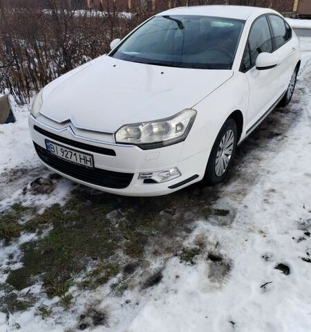 Білий Сітроен С5, об'ємом двигуна 1.6 л та пробігом 325 тис. км за 5100 $, фото 1 на Automoto.ua