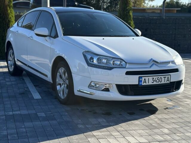 Білий Сітроен С5, об'ємом двигуна 1.6 л та пробігом 135 тис. км за 5500 $, фото 1 на Automoto.ua