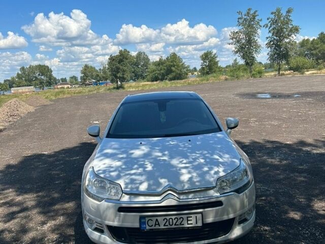 Белый Ситроен С5, объемом двигателя 2 л и пробегом 273 тыс. км за 6800 $, фото 1 на Automoto.ua