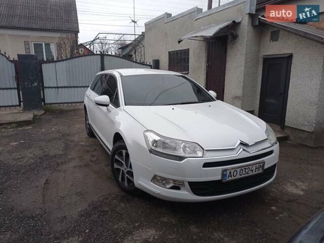 Білий Сітроен С5, об'ємом двигуна 1.56 л та пробігом 288 тис. км за 5800 $, фото 1 на Automoto.ua