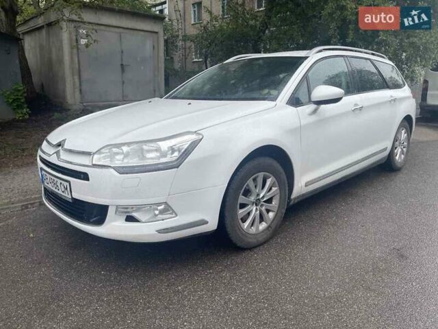 Белый Ситроен С5, объемом двигателя 1.6 л и пробегом 298 тыс. км за 6500 $, фото 1 на Automoto.ua