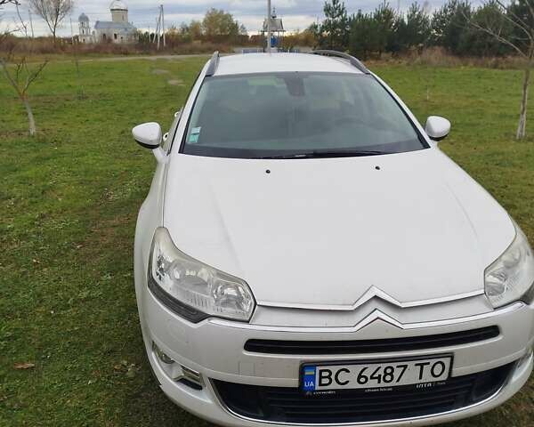 Сітроен С5 2011 у Львові на Automoto.ua Білий Сітроен С5, об'ємом двигуна 1.56 л та пробігом 256 тис. км за 7200 $, фото 1 на Automoto.ua