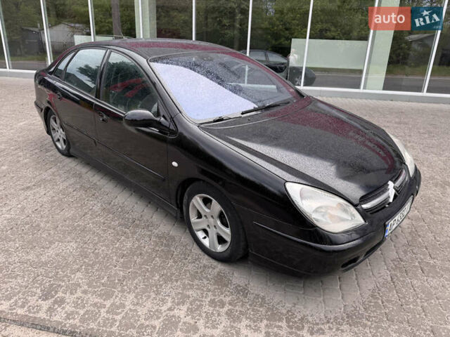 Черный Ситроен С5, объемом двигателя 1.8 л и пробегом 248 тыс. км за 2000 $, фото 1 на Automoto.ua