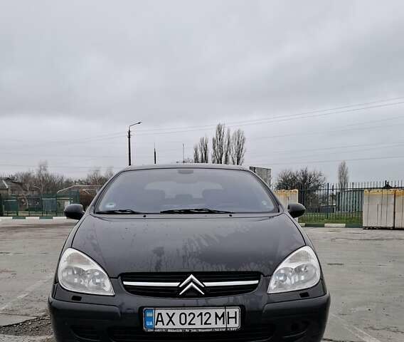 Черный Ситроен С5, объемом двигателя 2.18 л и пробегом 300 тыс. км за 3600 $, фото 1 на Automoto.ua