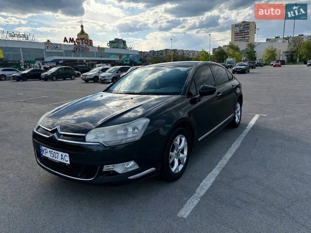 Черный Ситроен С5, объемом двигателя 1.56 л и пробегом 470 тыс. км за 4600 $, фото 1 на Automoto.ua