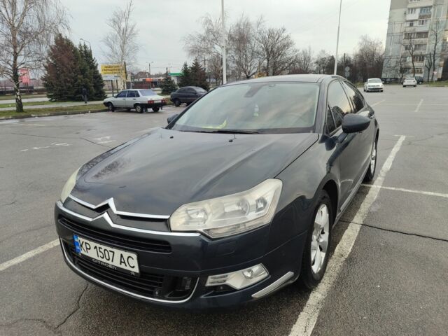 Черный Ситроен С5, объемом двигателя 1.6 л и пробегом 470 тыс. км за 6300 $, фото 1 на Automoto.ua
