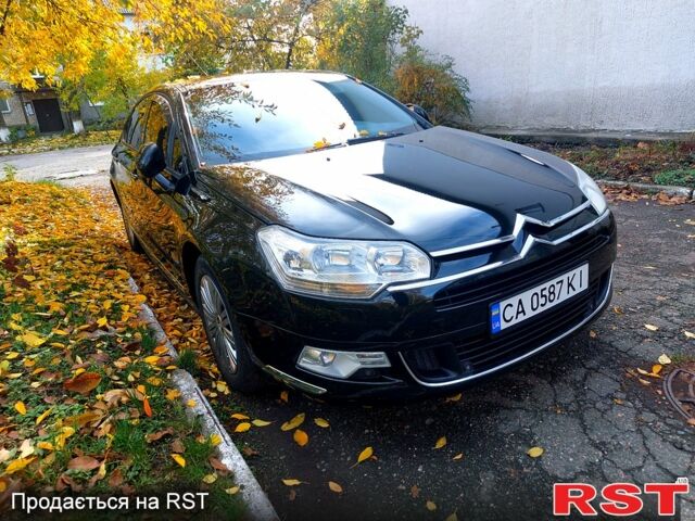 Черный Ситроен С5, объемом двигателя 2 л и пробегом 300 тыс. км за 7000 $, фото 1 на Automoto.ua