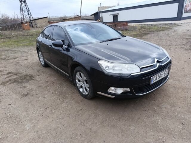 Черный Ситроен С5, объемом двигателя 1.6 л и пробегом 204 тыс. км за 6700 $, фото 1 на Automoto.ua
