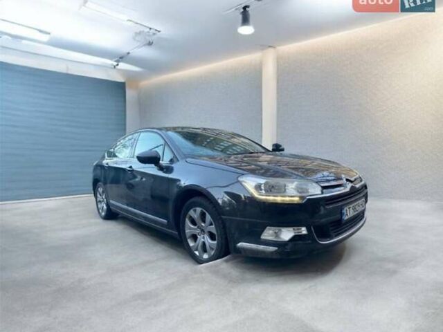 Чорний Сітроен С5, об'ємом двигуна 1.9 л та пробігом 201 тис. км за 7500 $, фото 1 на Automoto.ua