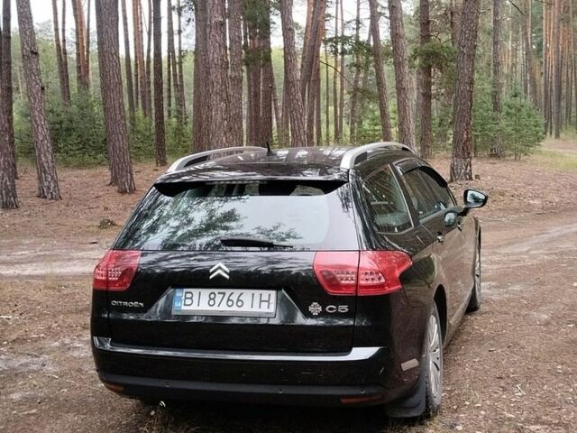 Чорний Сітроен С5, об'ємом двигуна 2 л та пробігом 266 тис. км за 7600 $, фото 1 на Automoto.ua