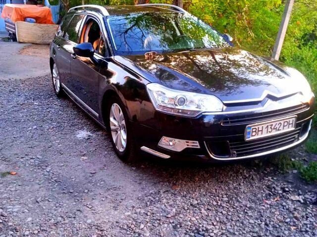 Черный Ситроен С5, объемом двигателя 2 л и пробегом 238 тыс. км за 6000 $, фото 1 на Automoto.ua