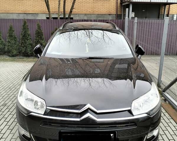 Черный Ситроен С5, объемом двигателя 1.56 л и пробегом 260 тыс. км за 7500 $, фото 1 на Automoto.ua