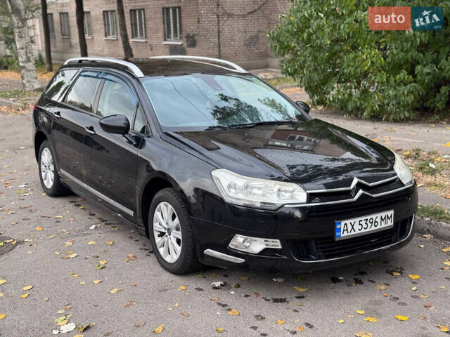 Черный Ситроен С5, объемом двигателя 1.6 л и пробегом 386 тыс. км за 4650 $, фото 1 на Automoto.ua