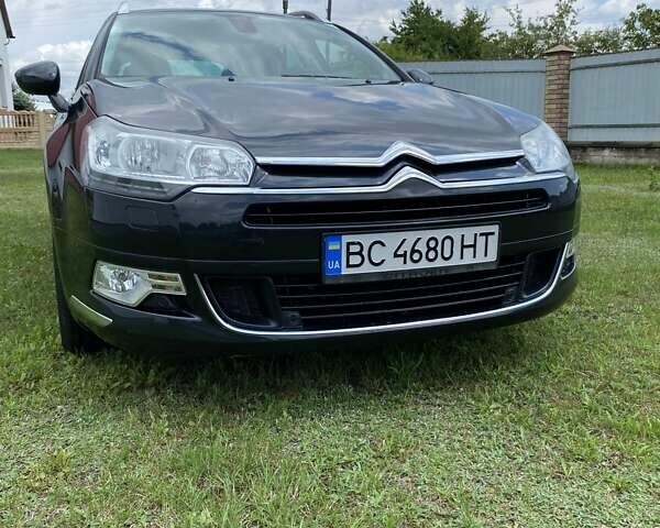 Черный Ситроен С5, объемом двигателя 1.6 л и пробегом 201 тыс. км за 8700 $, фото 1 на Automoto.ua