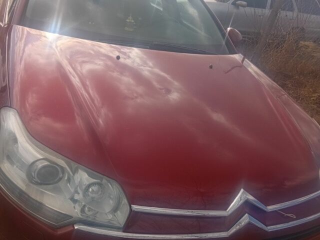 Червоний Сітроен С5, об'ємом двигуна 2 л та пробігом 270 тис. км за 5700 $, фото 1 на Automoto.ua