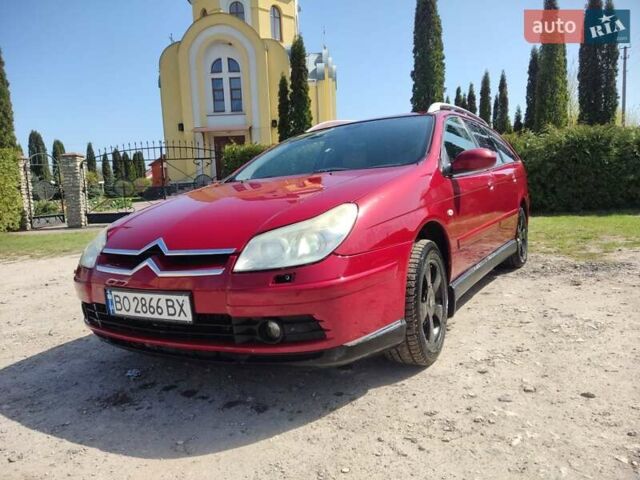 Красный Ситроен С5, объемом двигателя 2 л и пробегом 350 тыс. км за 3999 $, фото 1 на Automoto.ua