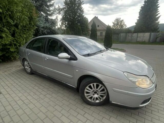 Сірий Сітроен С5, об'ємом двигуна 2 л та пробігом 250 тис. км за 2100 $, фото 1 на Automoto.ua