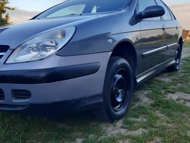 Серый Ситроен С5, объемом двигателя 2 л и пробегом 255 тыс. км за 999 $, фото 1 на Automoto.ua