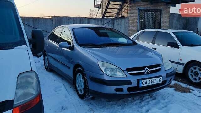 Серый Ситроен С5, объемом двигателя 1.75 л и пробегом 388 тыс. км за 3500 $, фото 1 на Automoto.ua