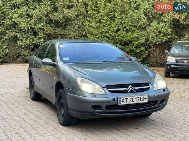 Серый Ситроен С5, объемом двигателя 2.95 л и пробегом 286 тыс. км за 950 $, фото 1 на Automoto.ua