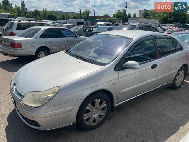 Сірий Сітроен С5, об'ємом двигуна 2 л та пробігом 350 тис. км за 2600 $, фото 1 на Automoto.ua