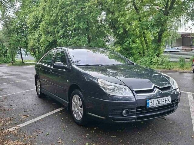 Серый Ситроен С5, объемом двигателя 2 л и пробегом 230 тыс. км за 3999 $, фото 1 на Automoto.ua