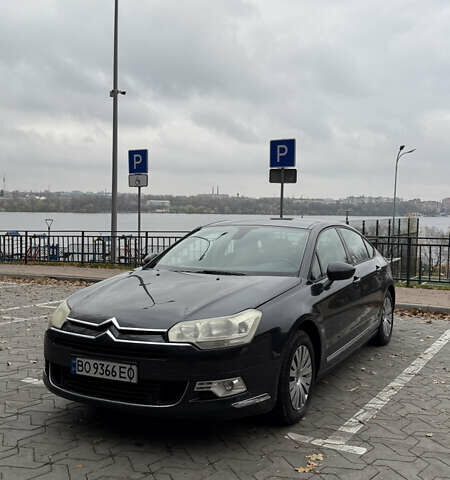 Серый Ситроен С5, объемом двигателя 2 л и пробегом 258 тыс. км за 6500 $, фото 1 на Automoto.ua