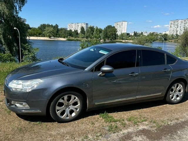 Серый Ситроен С5, объемом двигателя 2 л и пробегом 282 тыс. км за 6400 $, фото 1 на Automoto.ua