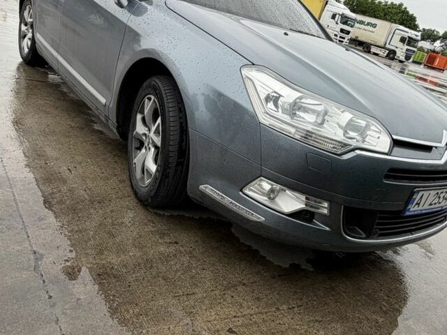 Сірий Сітроен С5, об'ємом двигуна 1.6 л та пробігом 225 тис. км за 7500 $, фото 1 на Automoto.ua