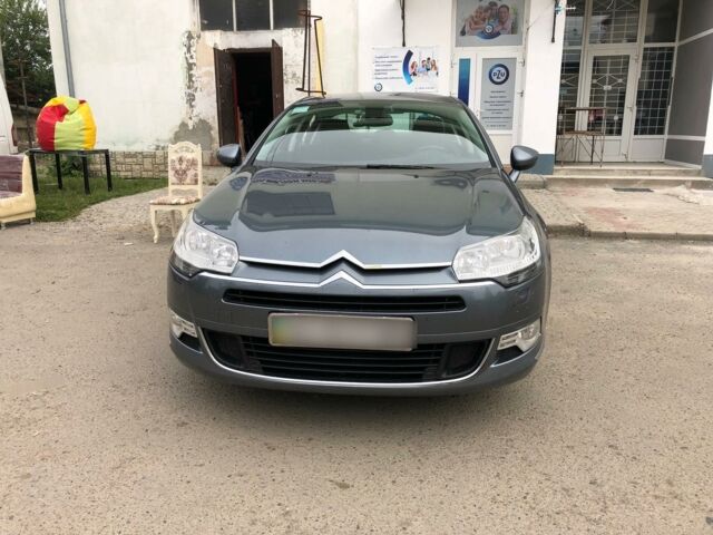 Сірий Сітроен С5, об'ємом двигуна 2 л та пробігом 250 тис. км за 8500 $, фото 1 на Automoto.ua