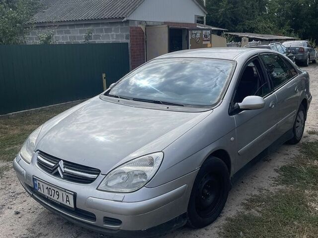 Сірий Сітроен С5, об'ємом двигуна 2 л та пробігом 403 тис. км за 2995 $, фото 1 на Automoto.ua