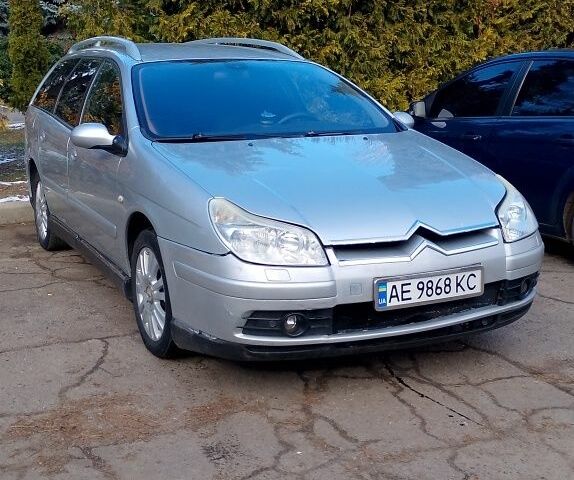 Сірий Сітроен С5, об'ємом двигуна 1.6 л та пробігом 330 тис. км за 3600 $, фото 1 на Automoto.ua